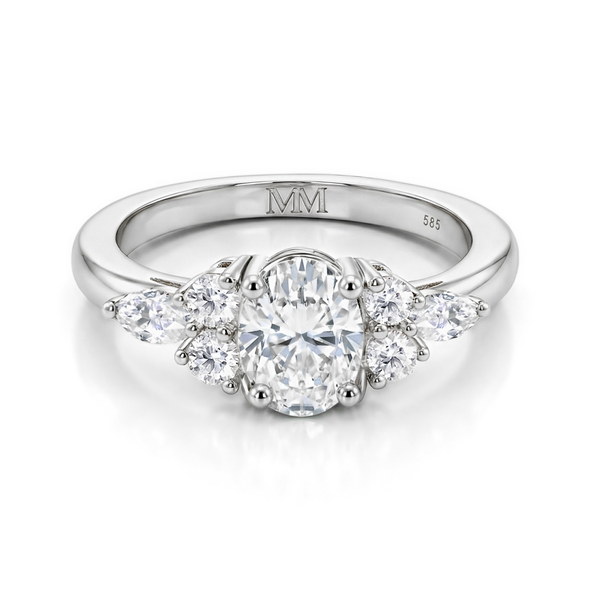Lustrina - Ring med oval moissanit och gnistrande accenter
