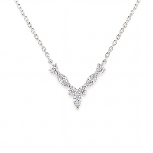 Adelina - Elegant halsband i moissanit med navettslipade accentstenar