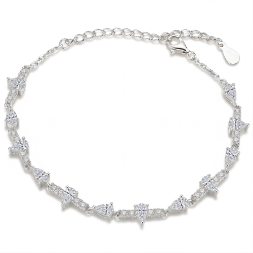 Perlette - Moissanitarmband med päronformad slipning och elegant symmetri