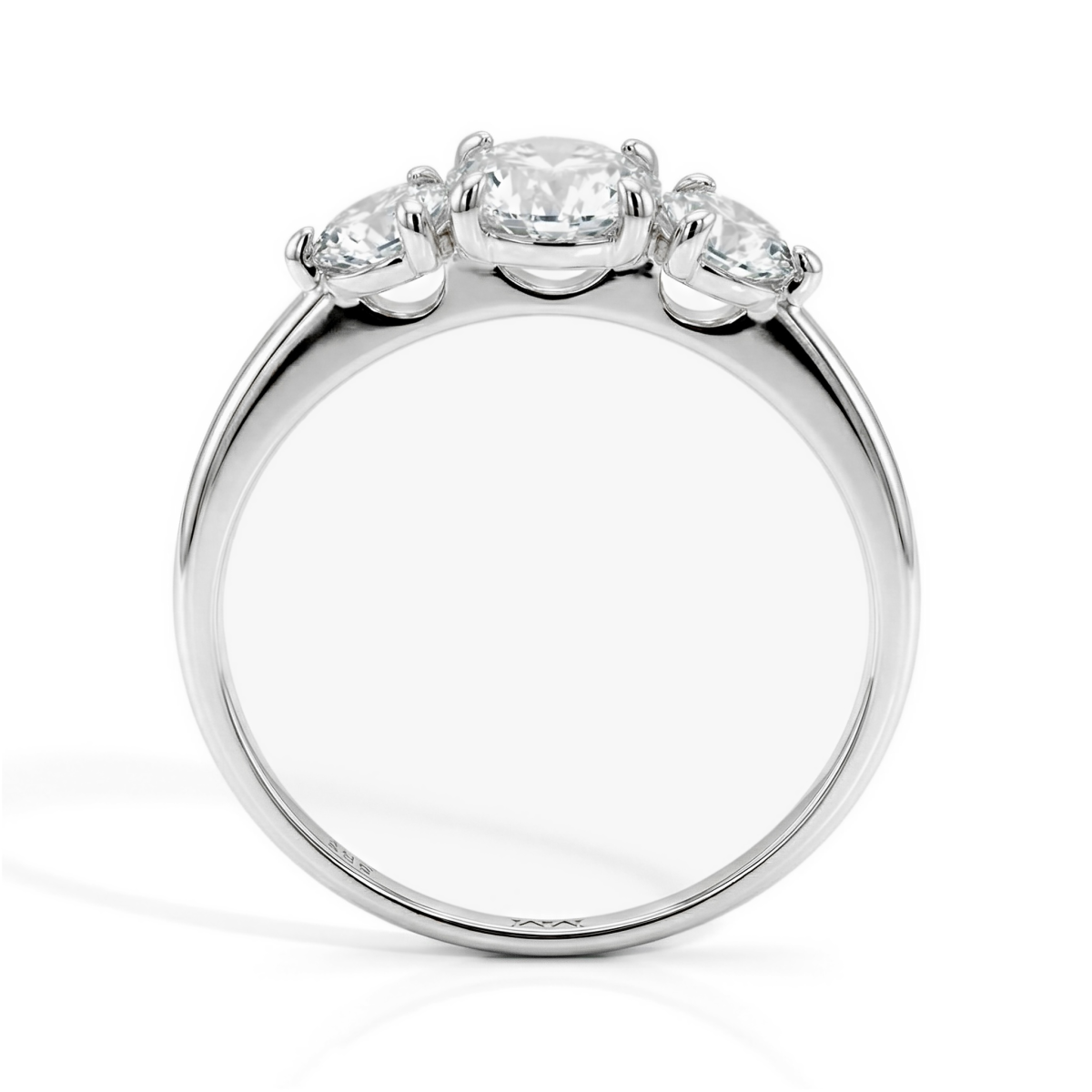Aventine - Ring med tre moissaniter | My Moissanite
