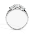 Aventine - Ring med tre moissaniter | My Moissanite