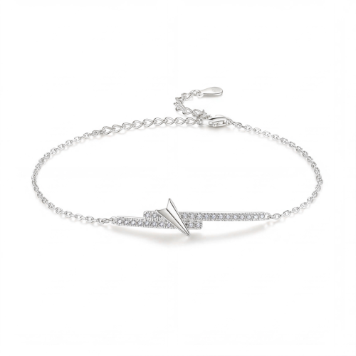 Volute - Chevronarmband med moissanit i pavéfattning